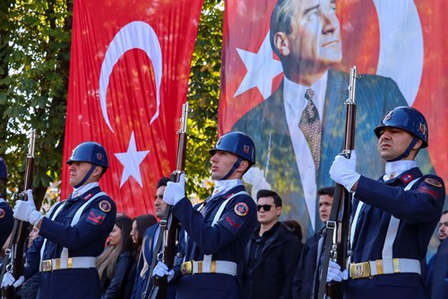10 Kasım Atatürk'ü Anma Töreni